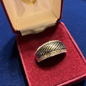 Premier Designs Striking Two-Tone Ring